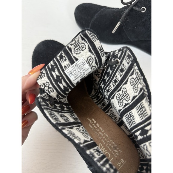 Toms Women's Suede Wedge Booties‎ Black Kala Size 9 Ankle Height - Picture 10 of 13